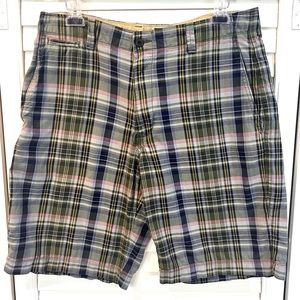 GAP Men’s Plaid Shorts